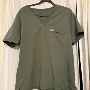FIGS women’s  Green V-Neck scrub top